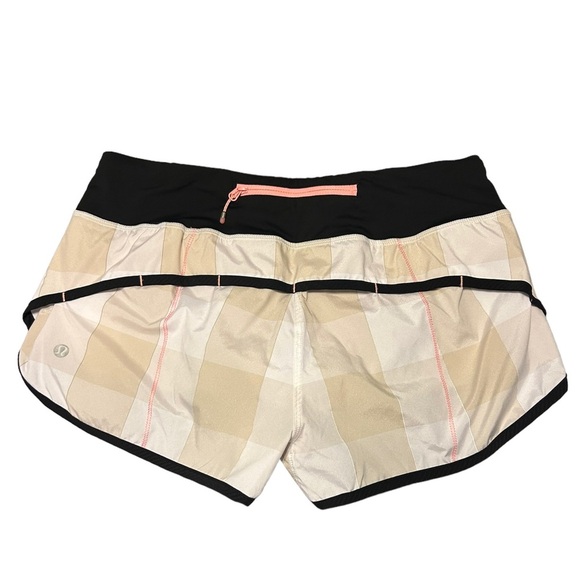 NWT Lululemon Groovy Run Shorts - Picture 6 of 11